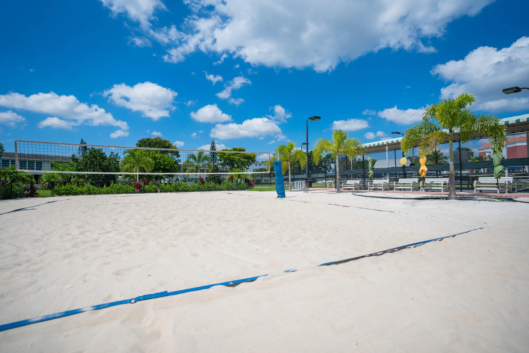 VOLLEYBALL-1