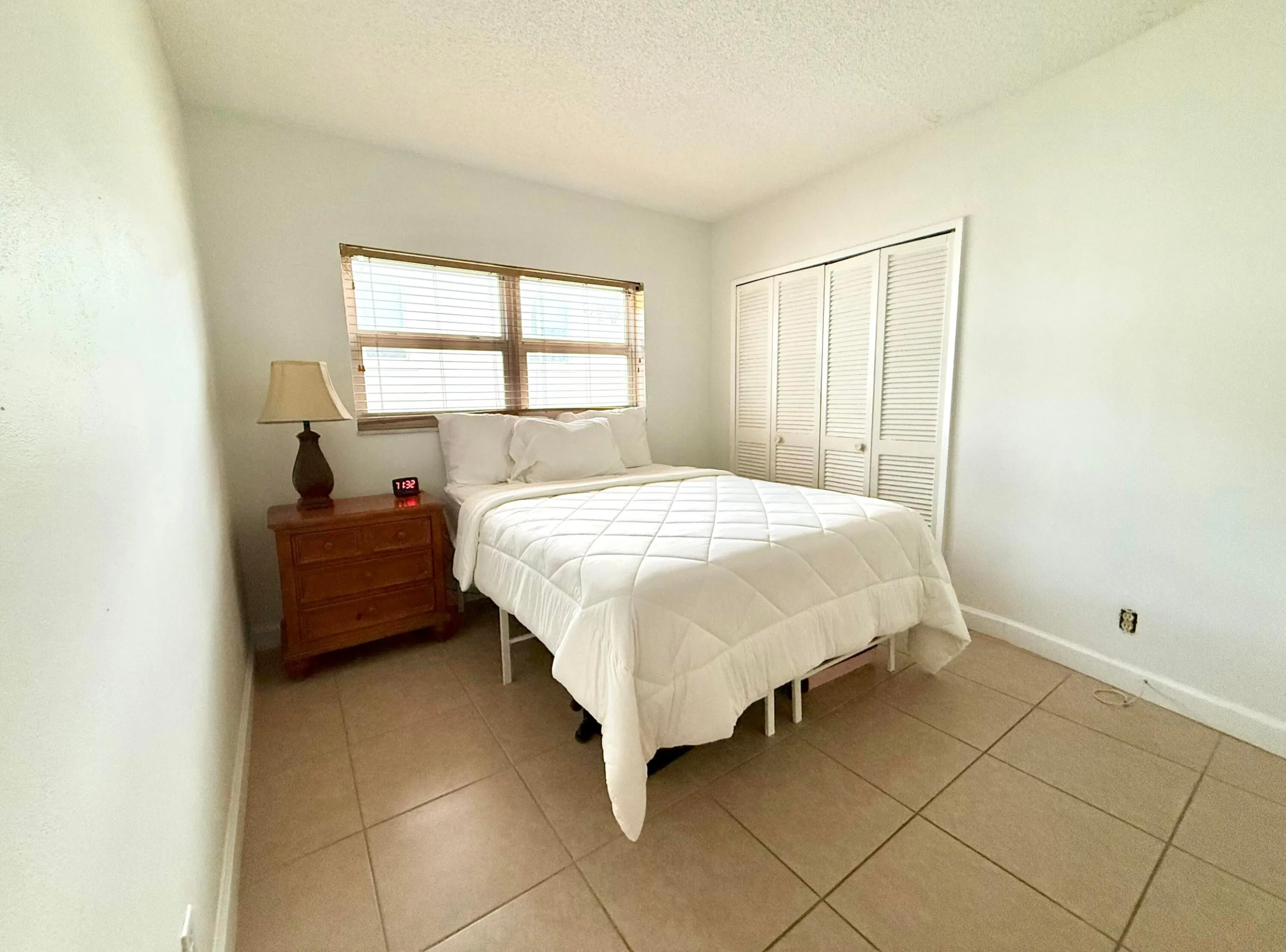 Guest bedroom