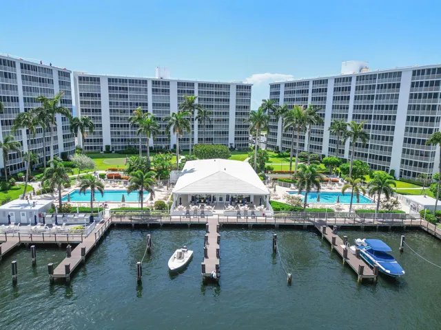 3224 S Ocean Blvd u410_013