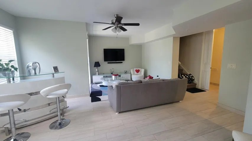 J23