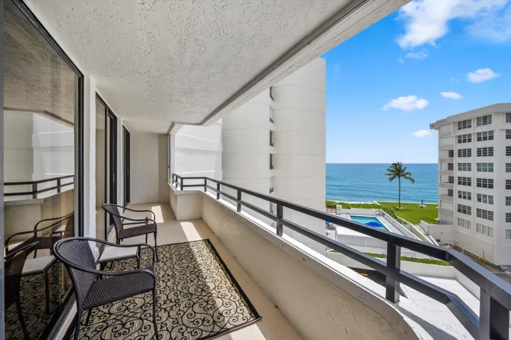 Oceanfront balcony with direct water vistas