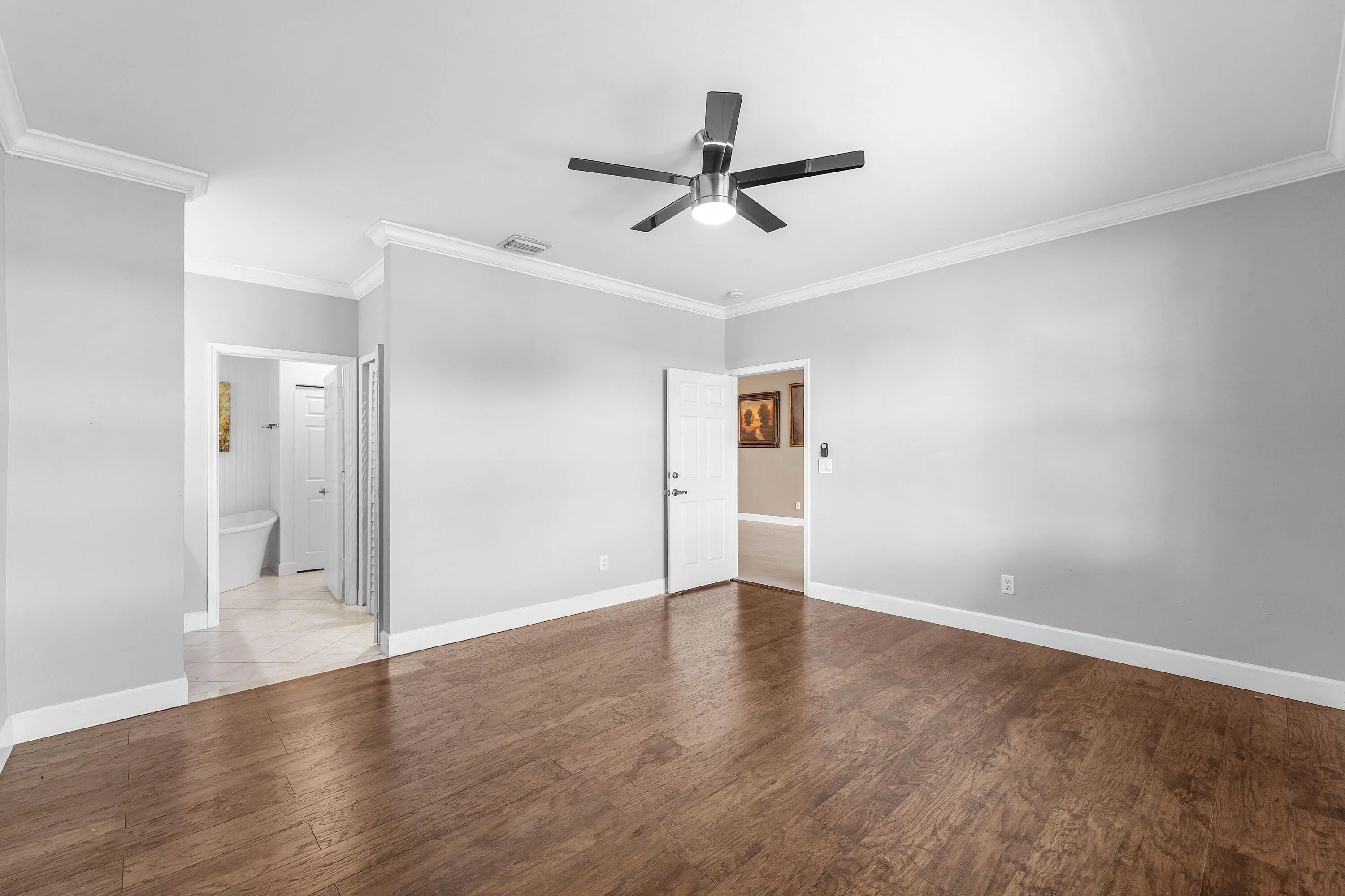 MASTER BEDROOM
