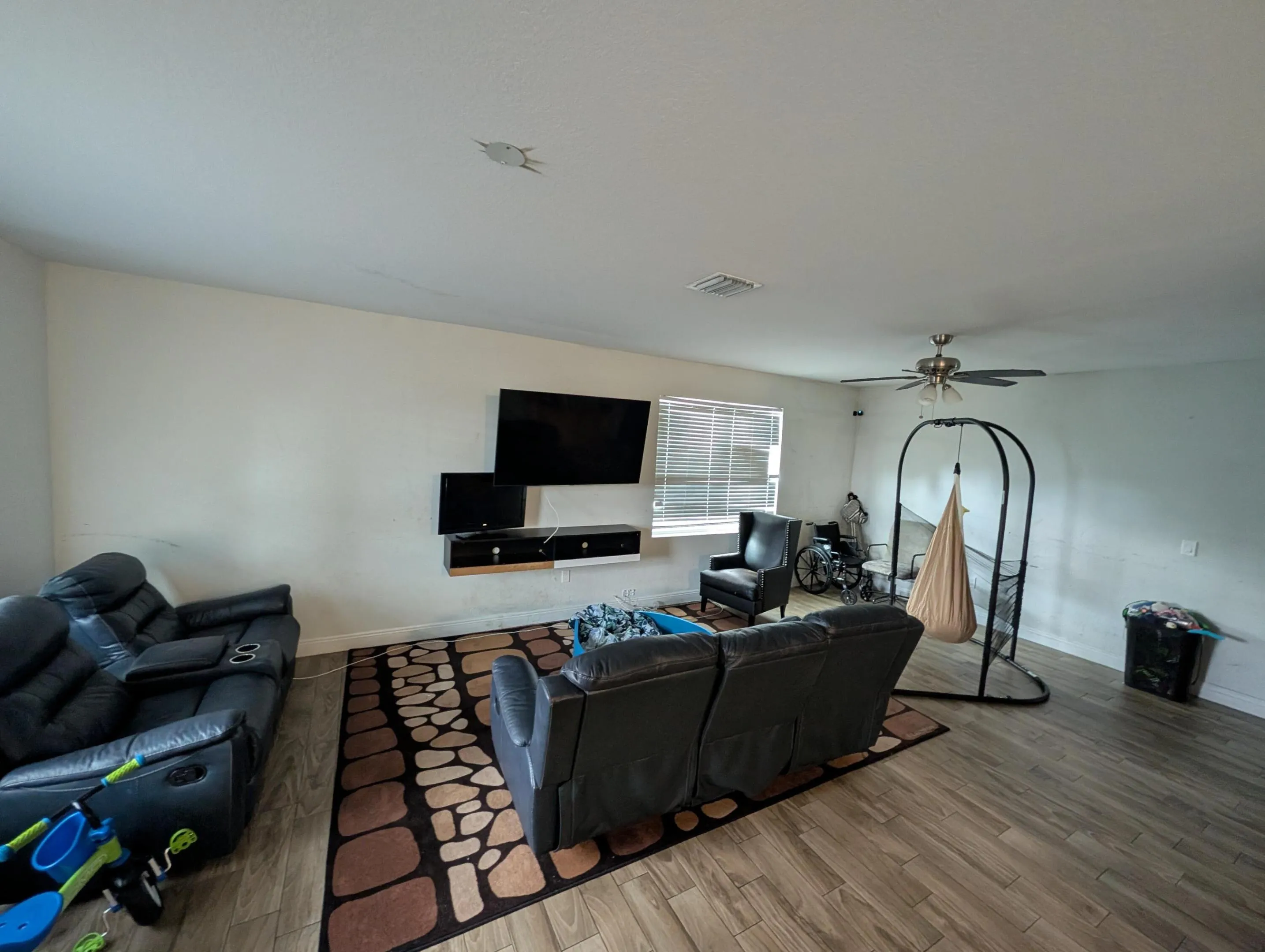 PXL_20260804_181641122
