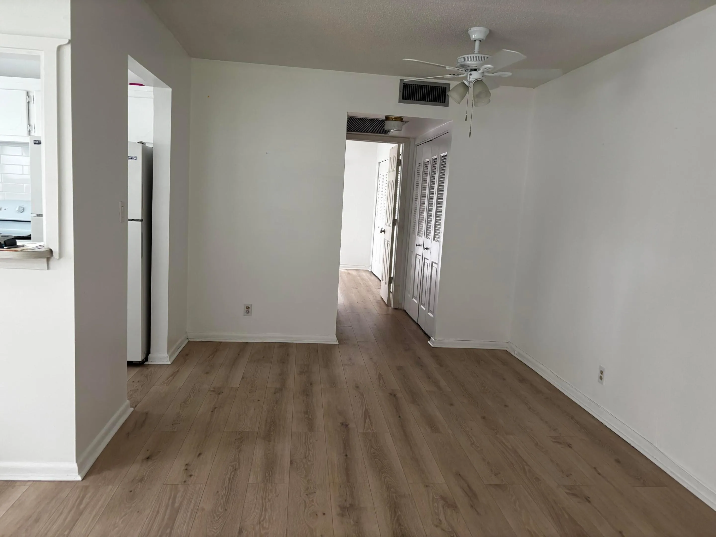 DINING AREA.
