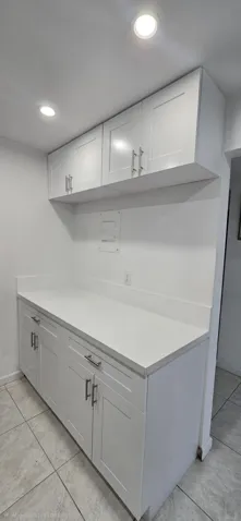 kitchen bar area