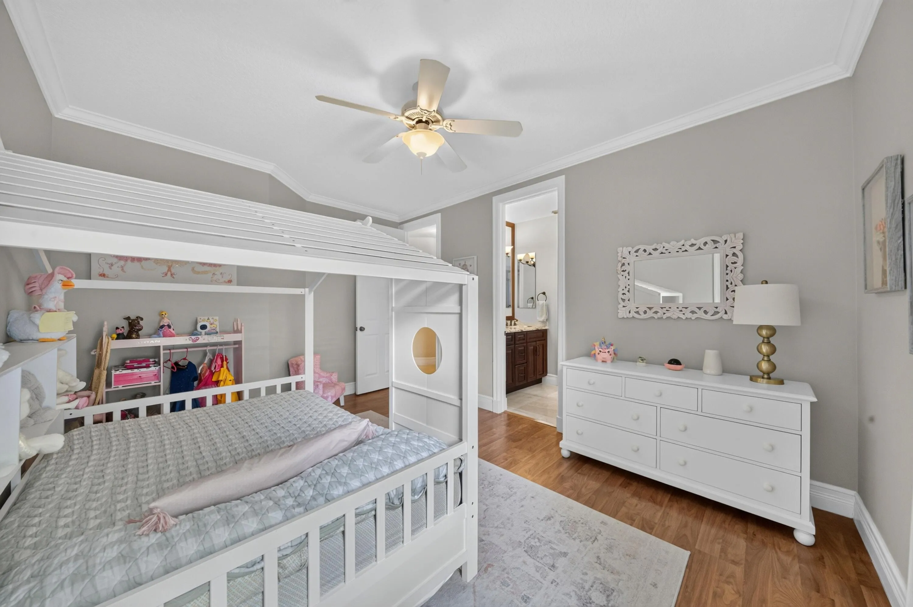 Property photo 37