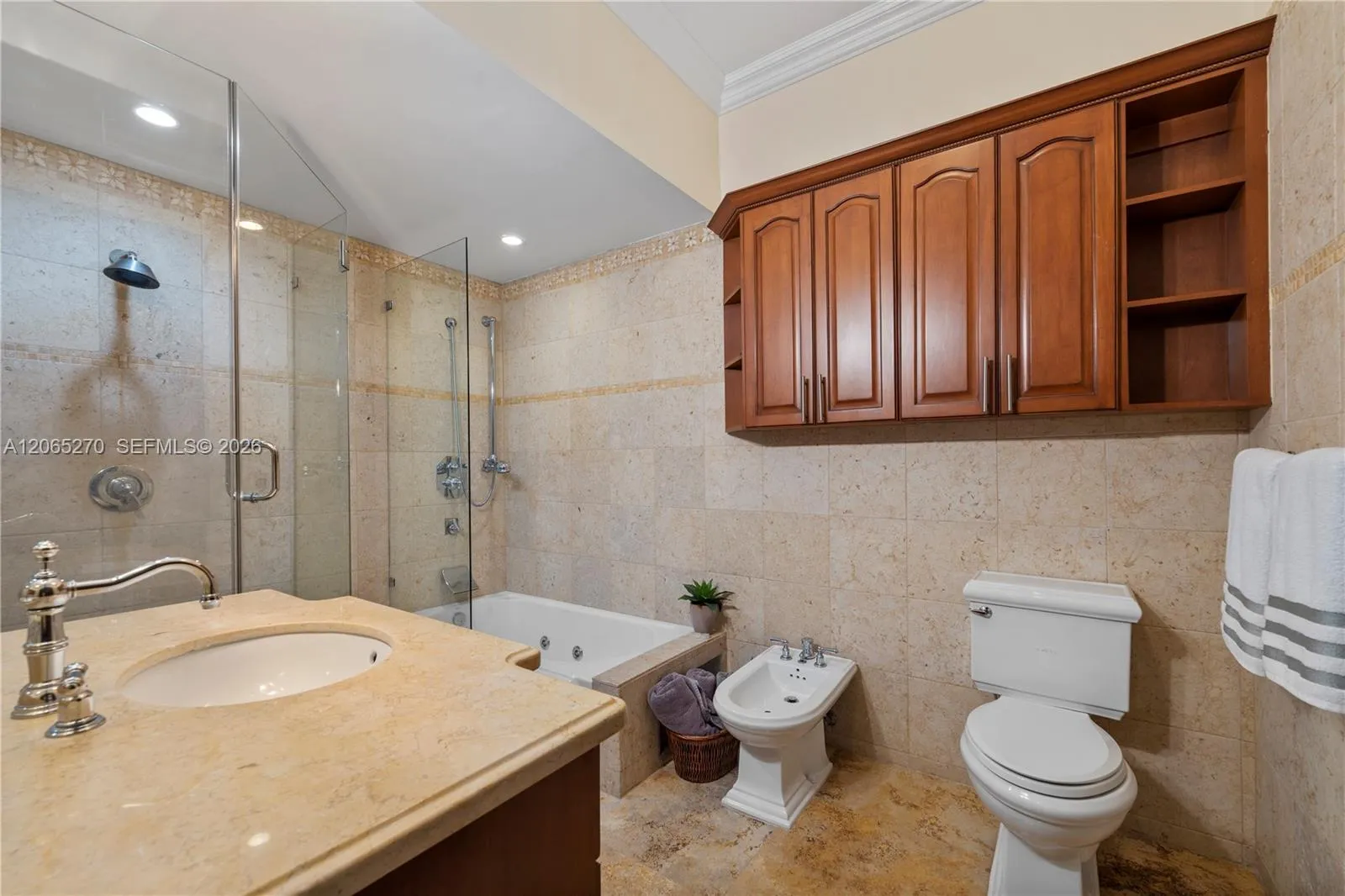Property photo 44