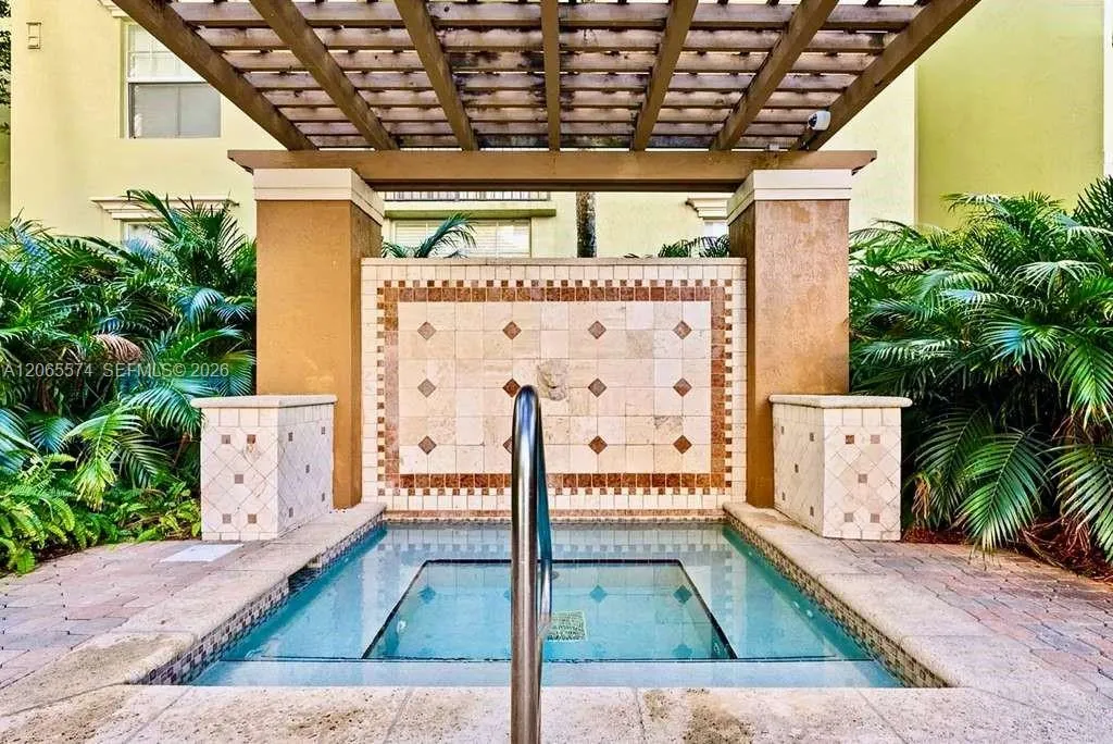 Photo 50