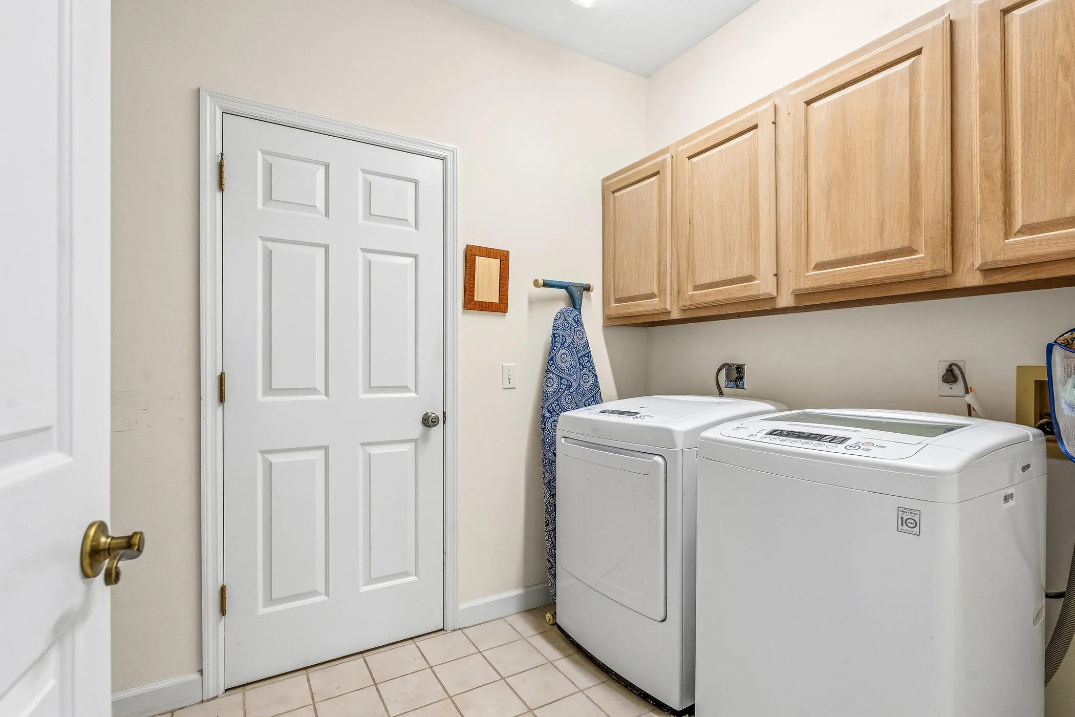 Property photo 28