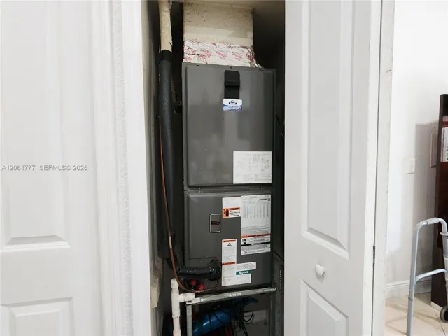 Good condition A/C unit