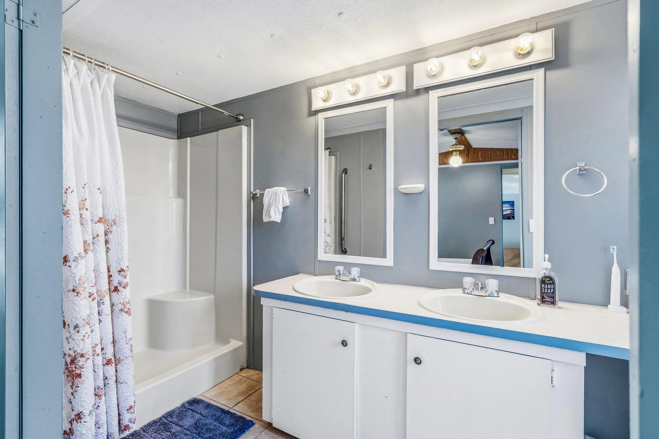 Property photo 24