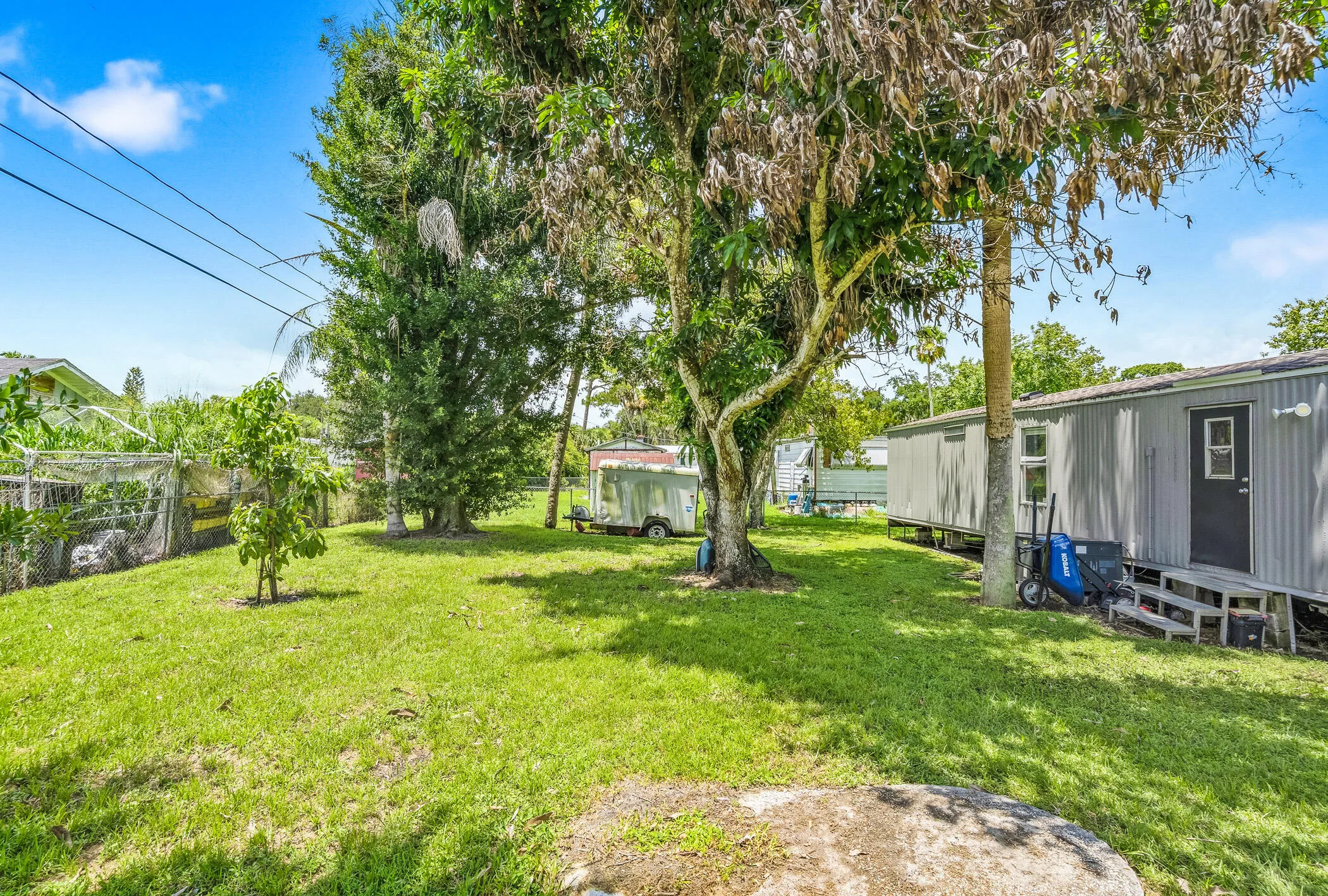 Property photo 32