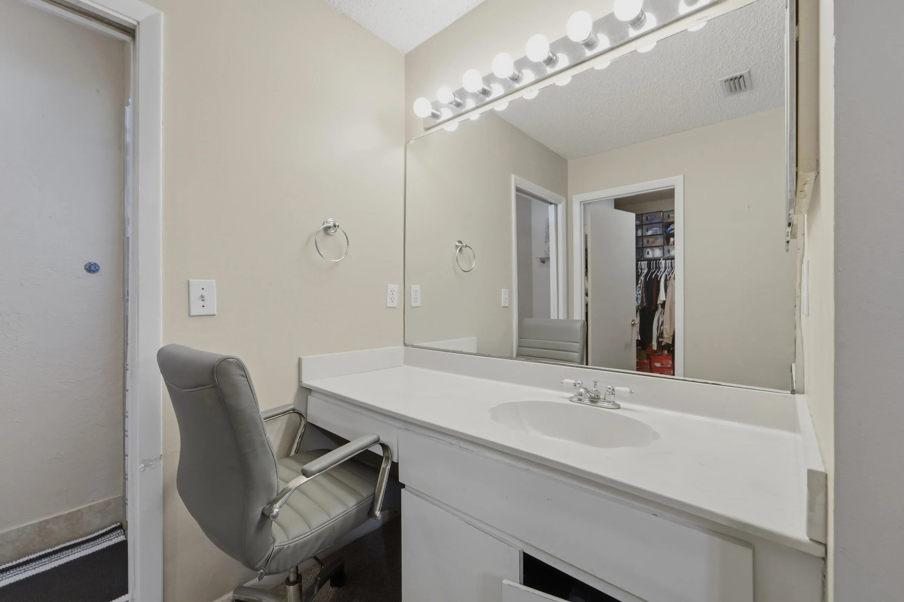 Primary Bath Vanity