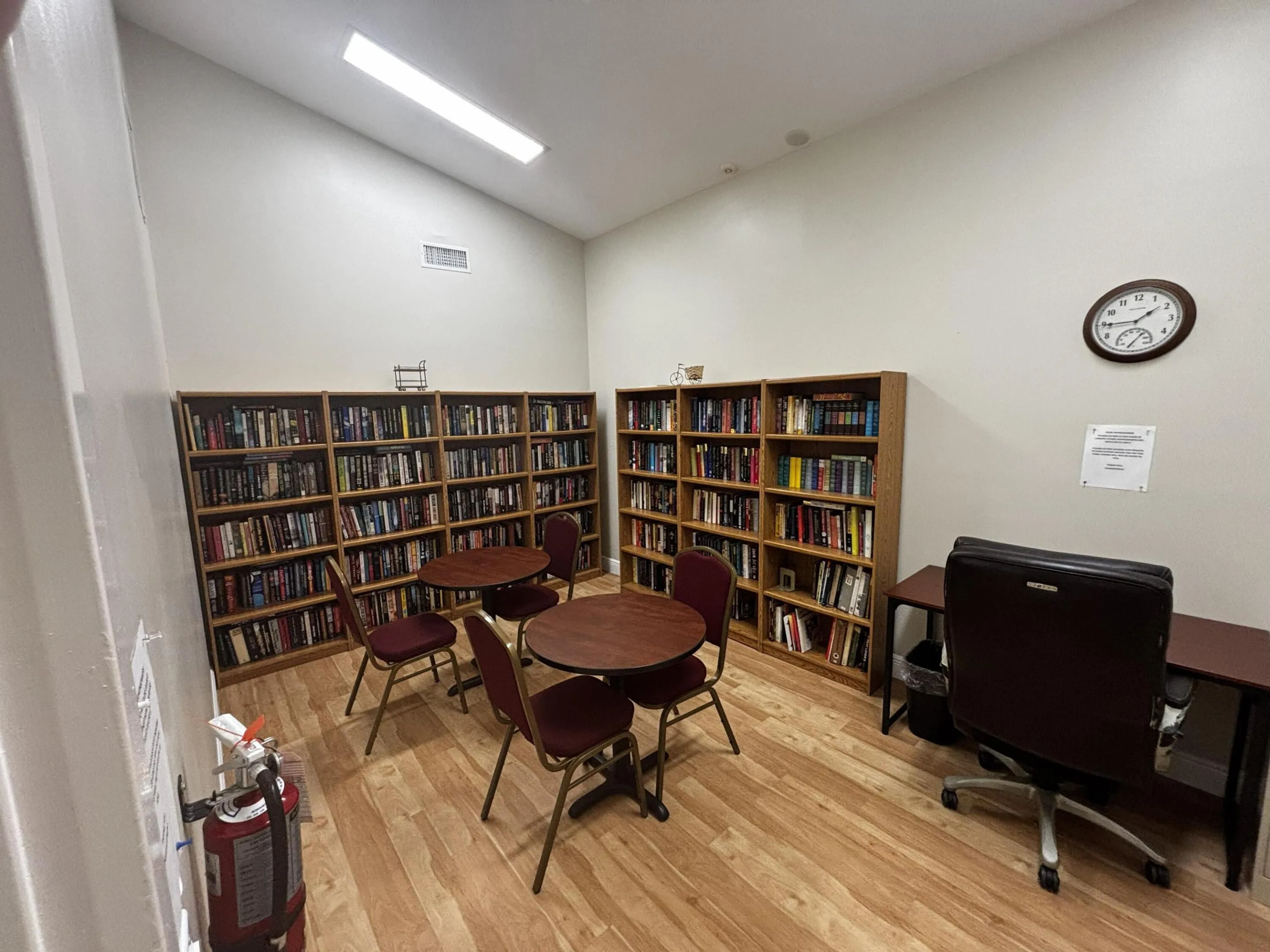 Community Bus Ctr_Library