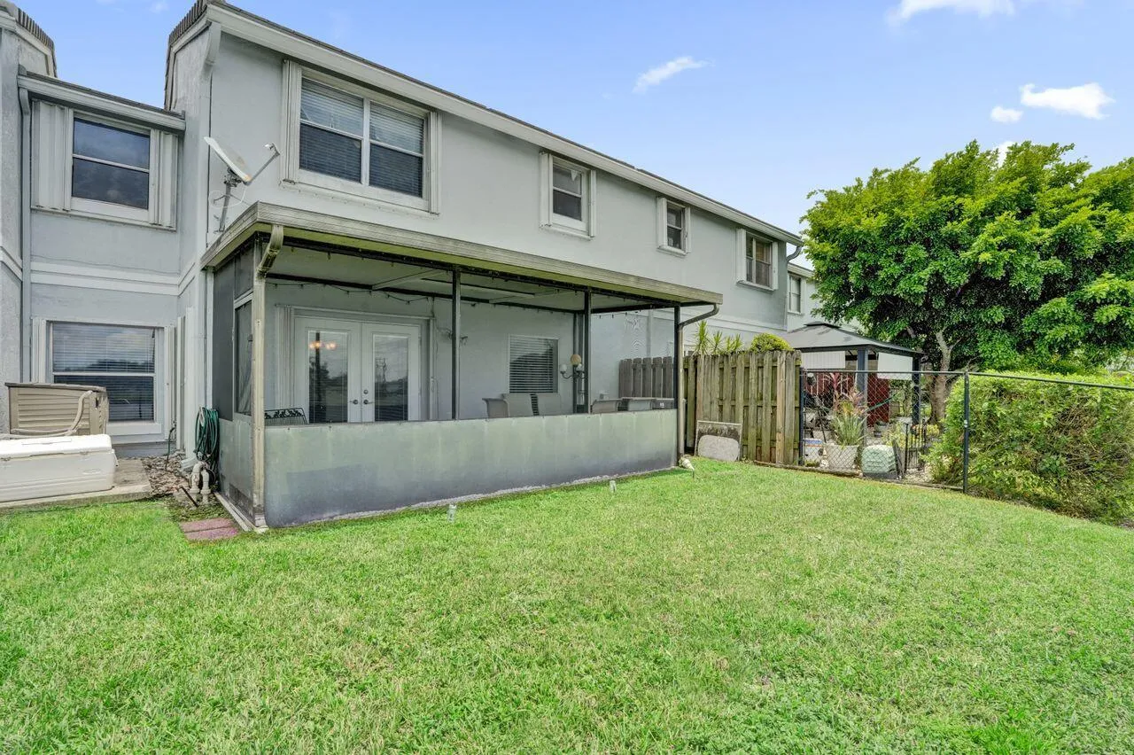 Property photo 34