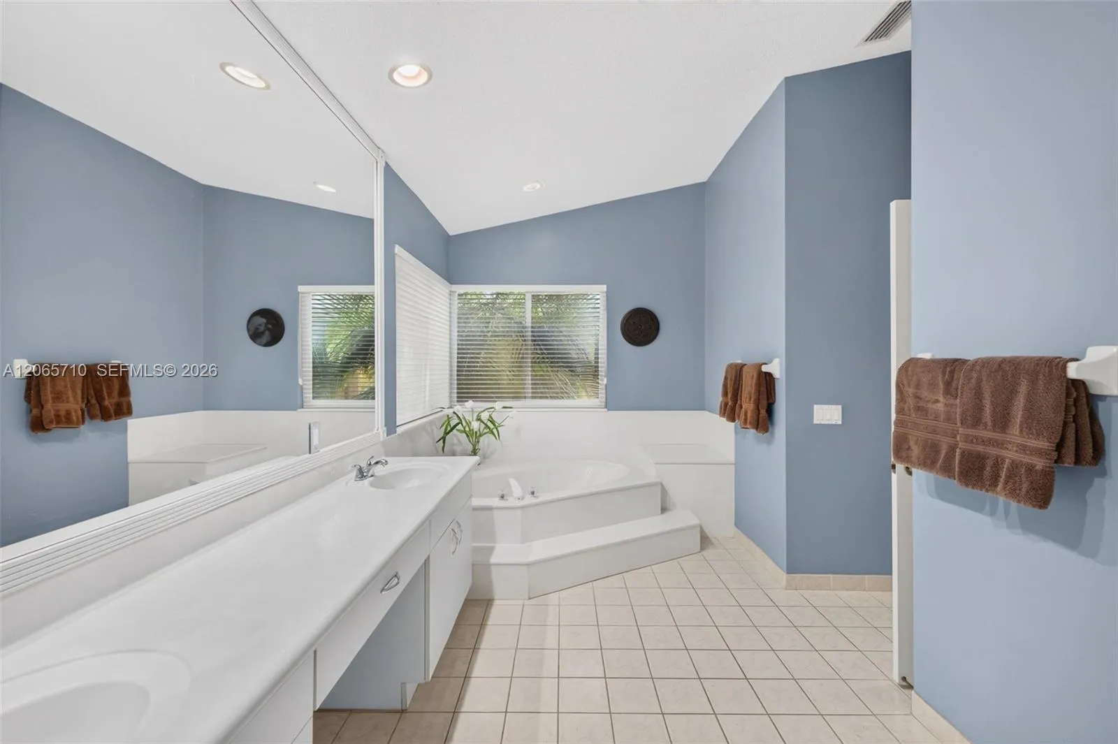 Property photo 87