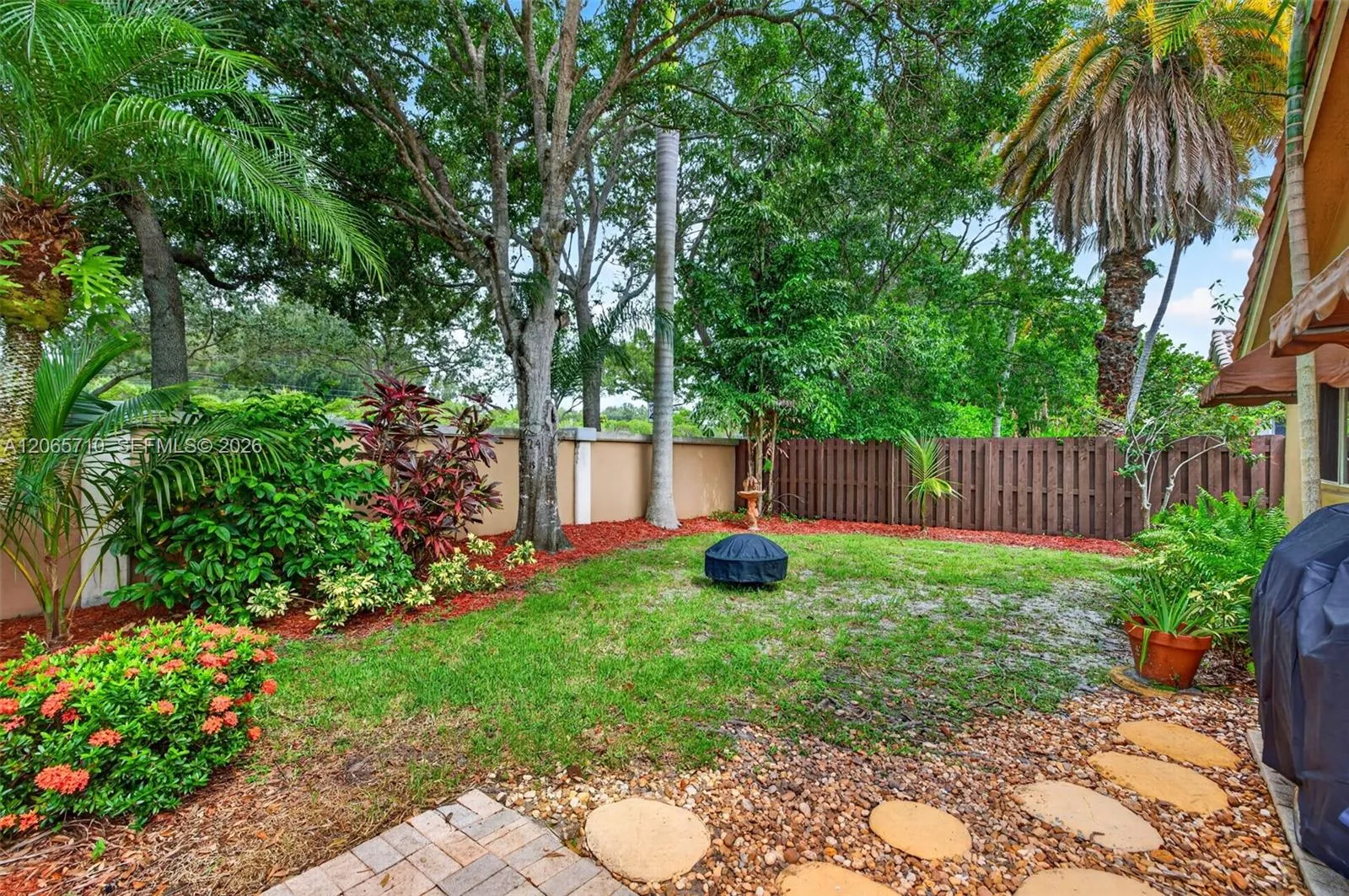 Property photo 142