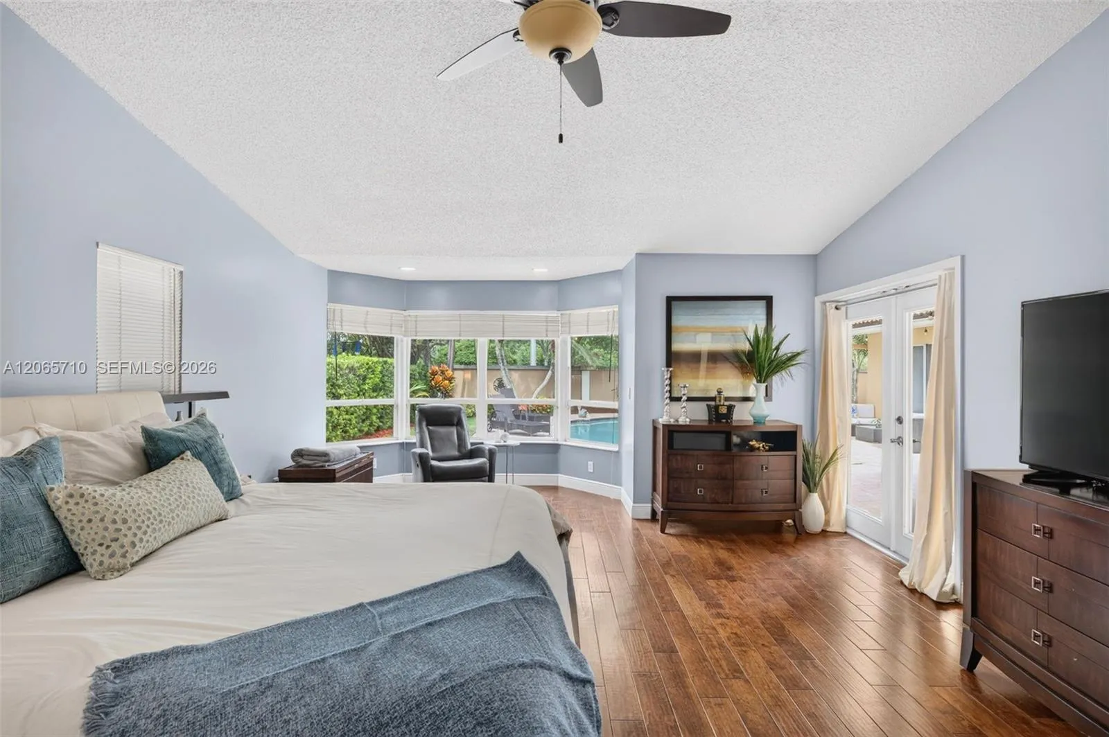 Property photo 77