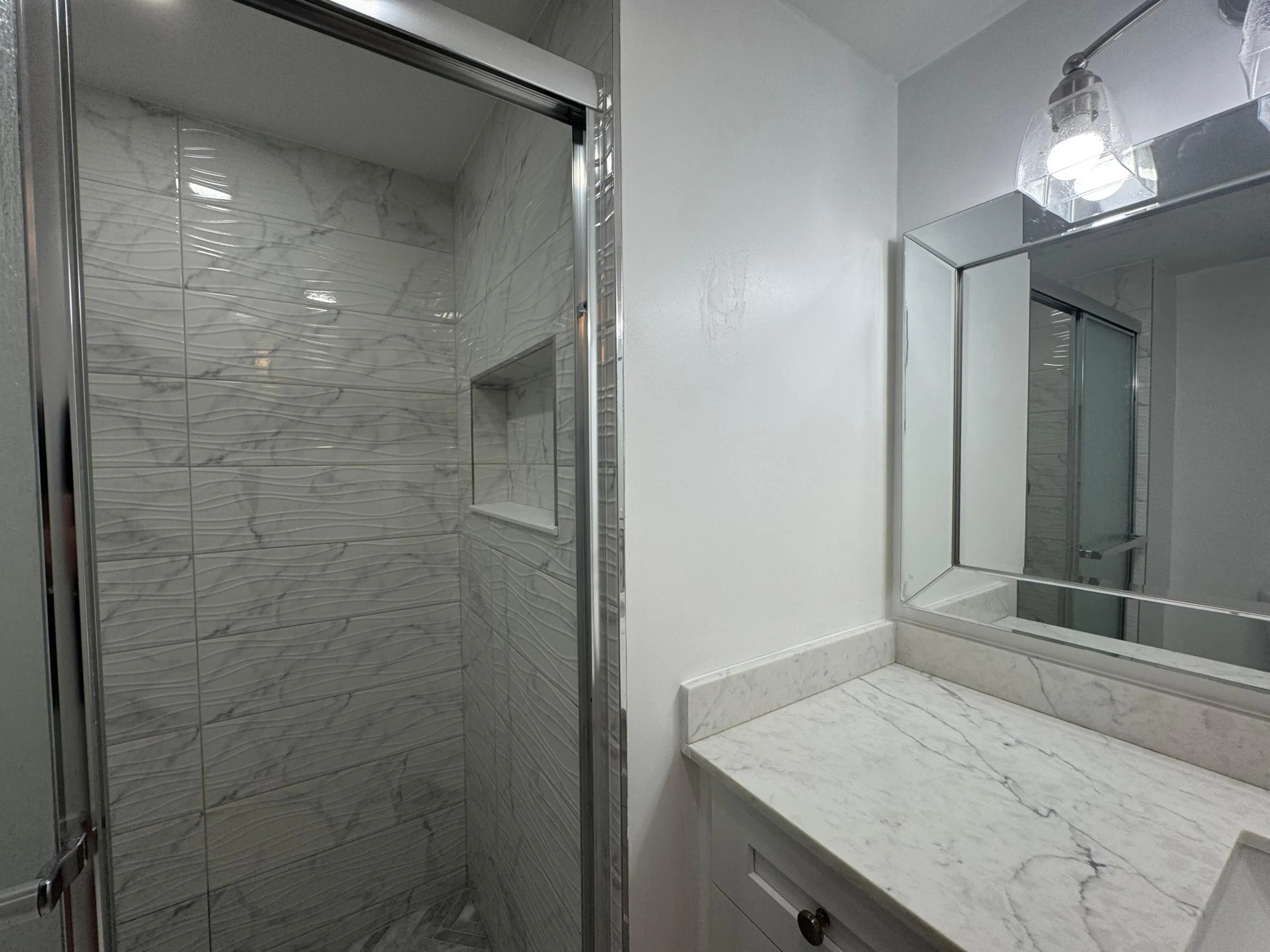 2nd Bathroom