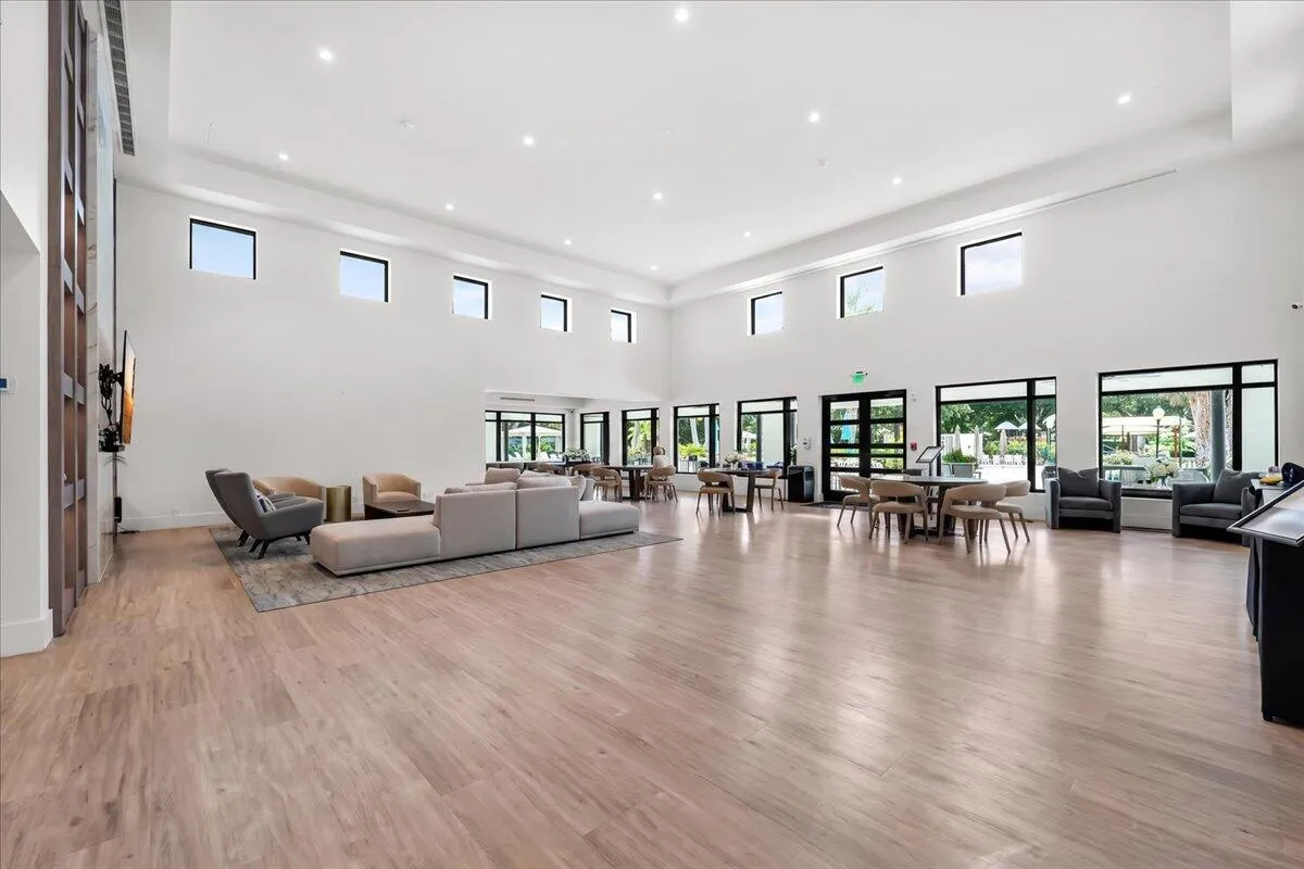 107-2908 Banyon Blvd Boca Raton (107)