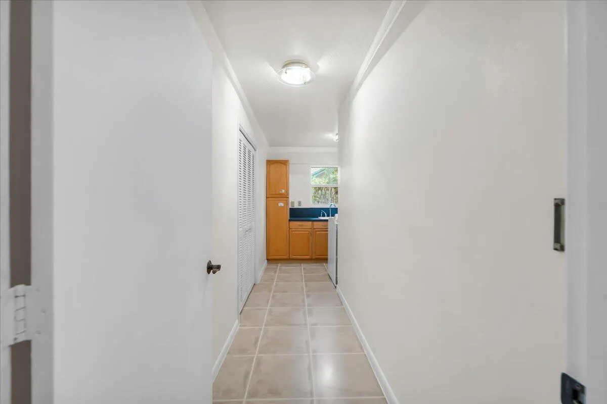 083-2908 Banyon Blvd Boca Raton (83)
