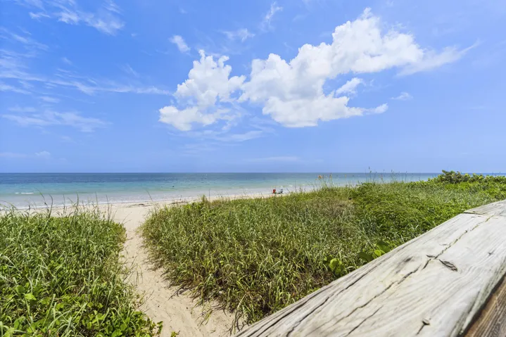 59_ft. pierce + n highway + beach 03