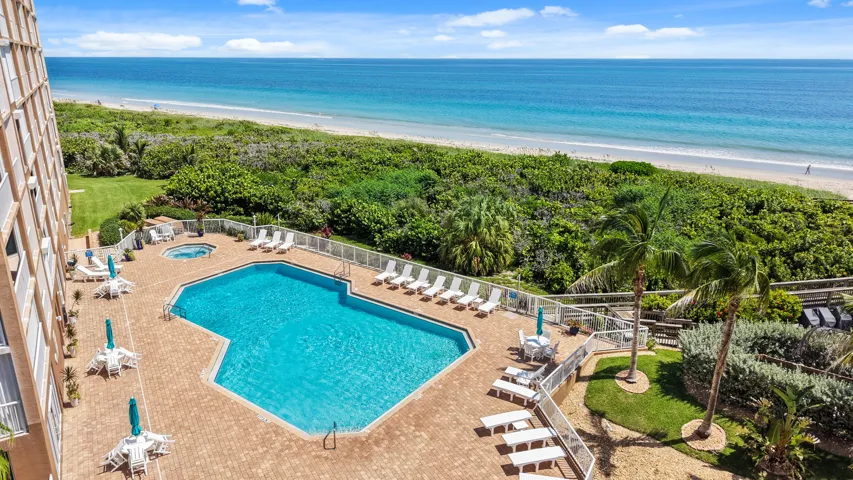 51_ft. pierce + n highway + pool 02