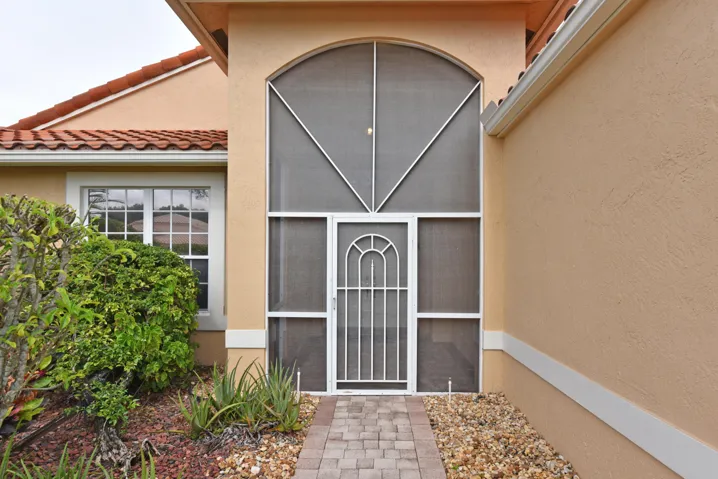 9069 Terni Ln_Amy Doran_1