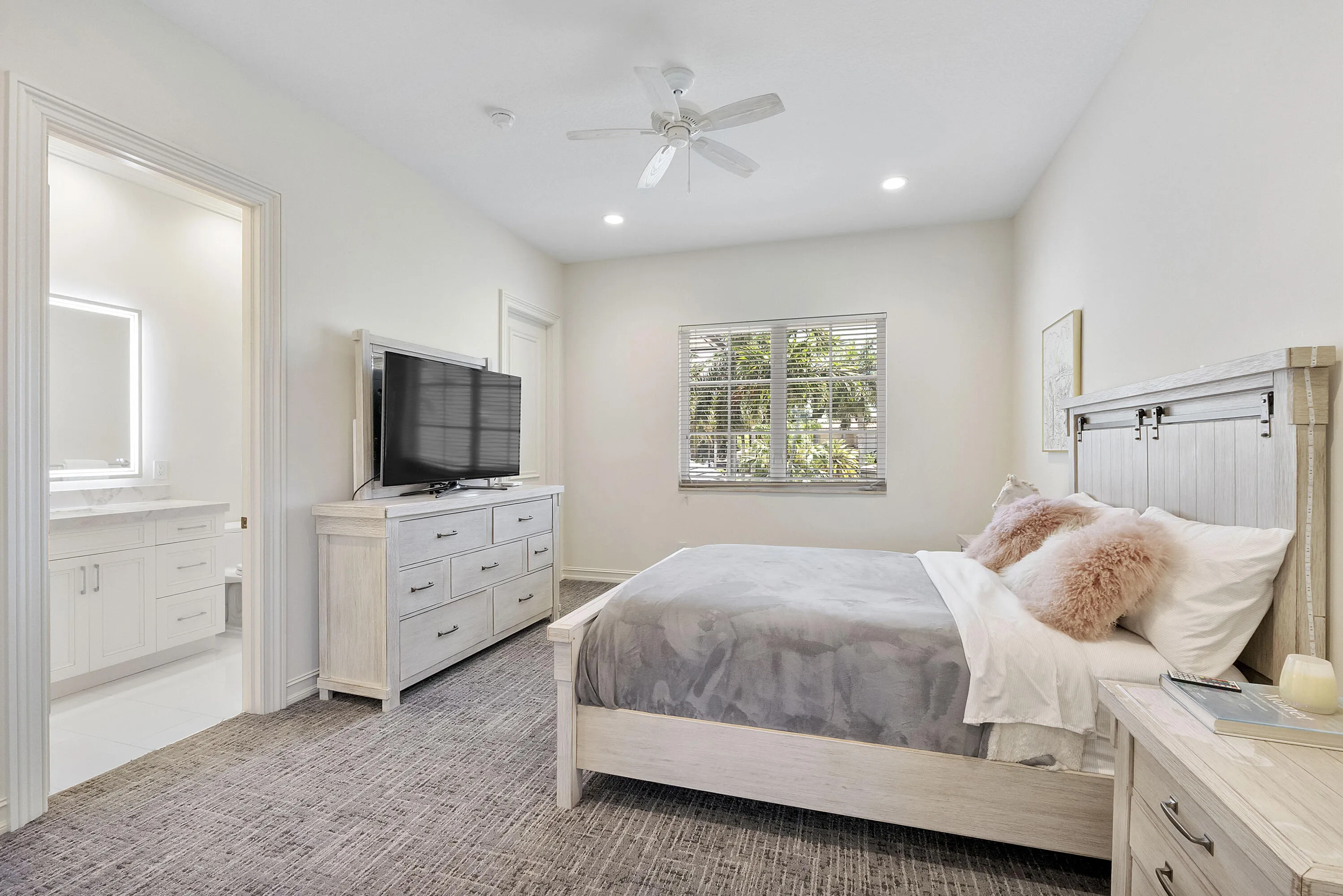 Property photo 50