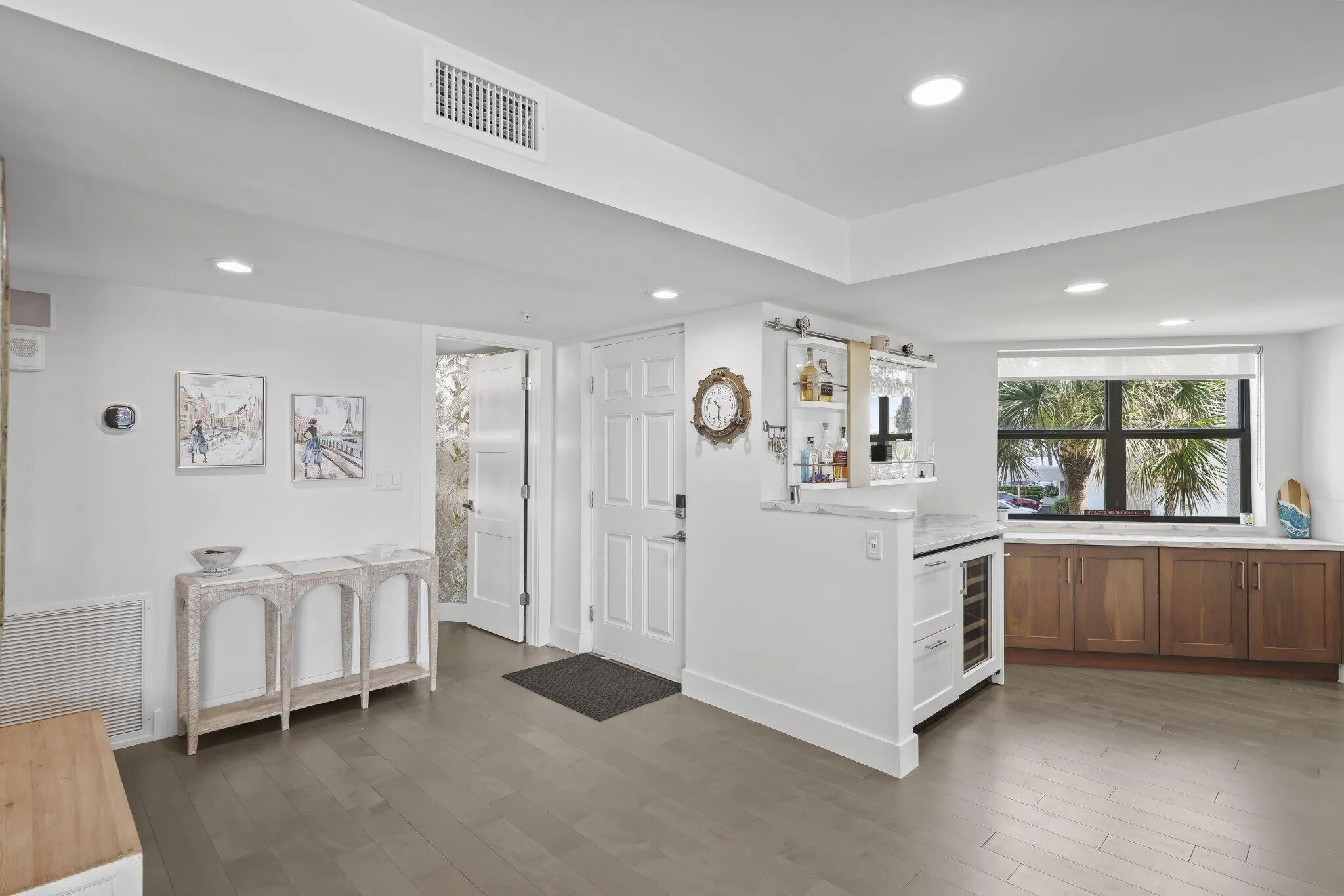 19800 Sandpointe Bay 201 - 2.jpg-SMALL