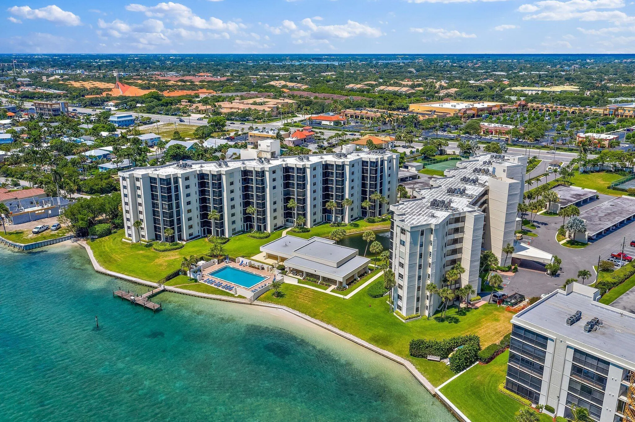 054-19800SandpointeBayDr210-Tequesta-FL-