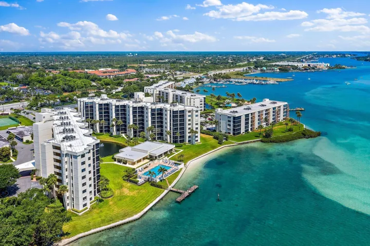 059-19800SandpointeBayDr210-Tequesta-FL-