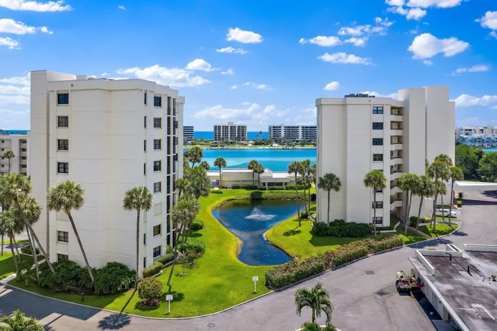 060-19800SandpointeBayDr210-Tequesta-FL-