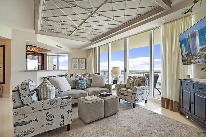 _2700 N Ocean Dr 2206 -1