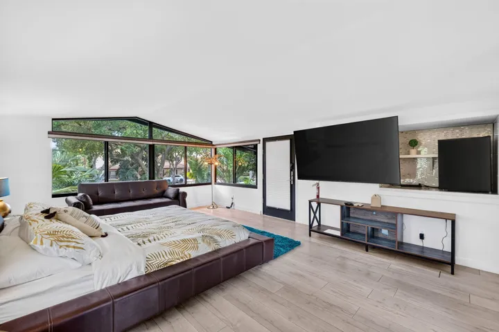 35-web-or-mls-a699A9281