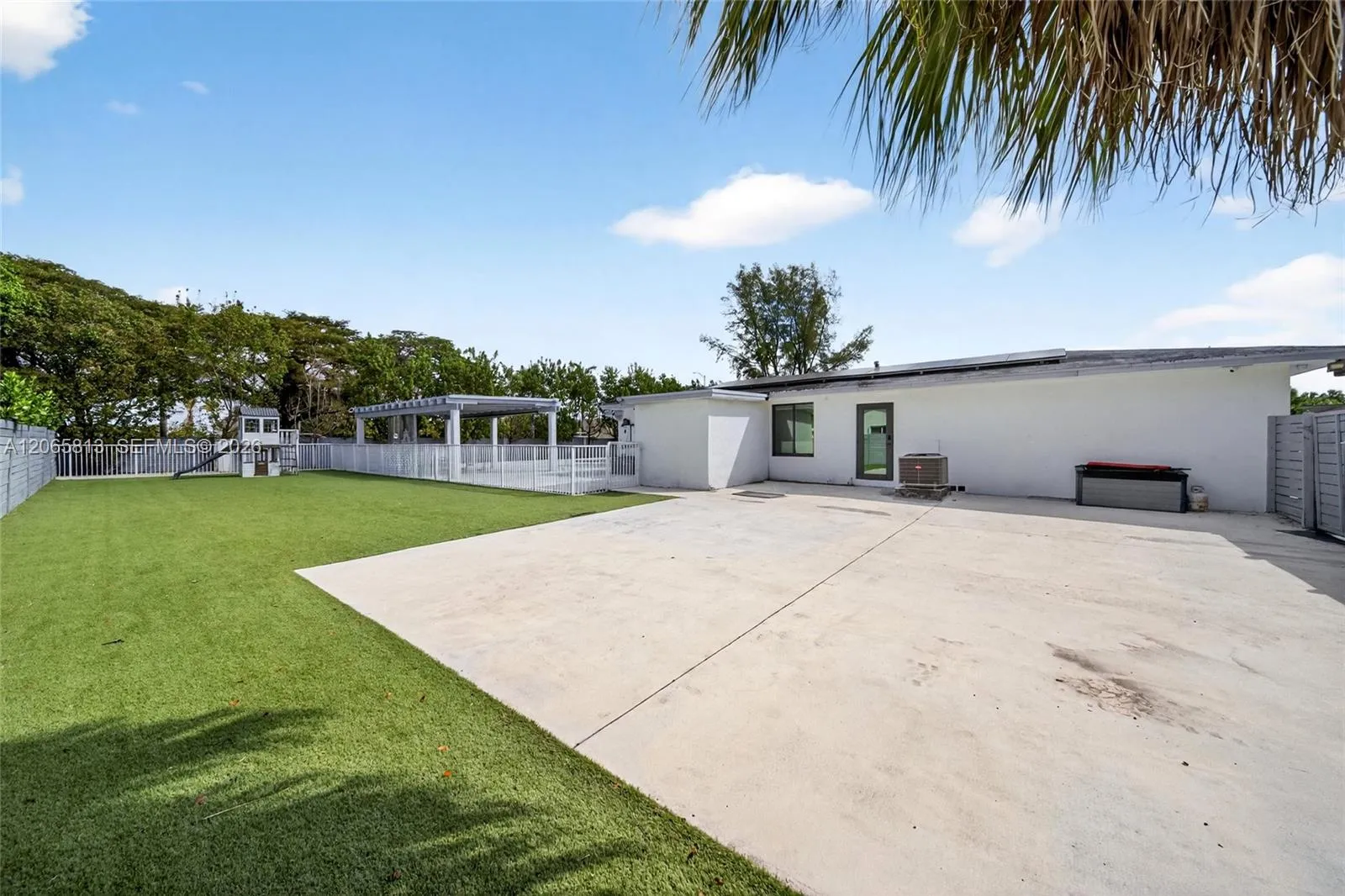 Property photo 43