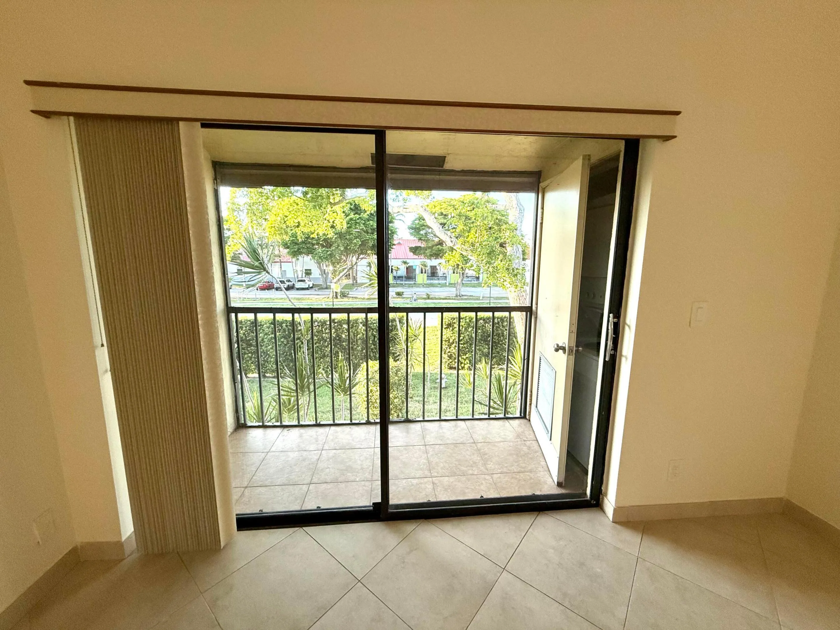 Screened Belcony