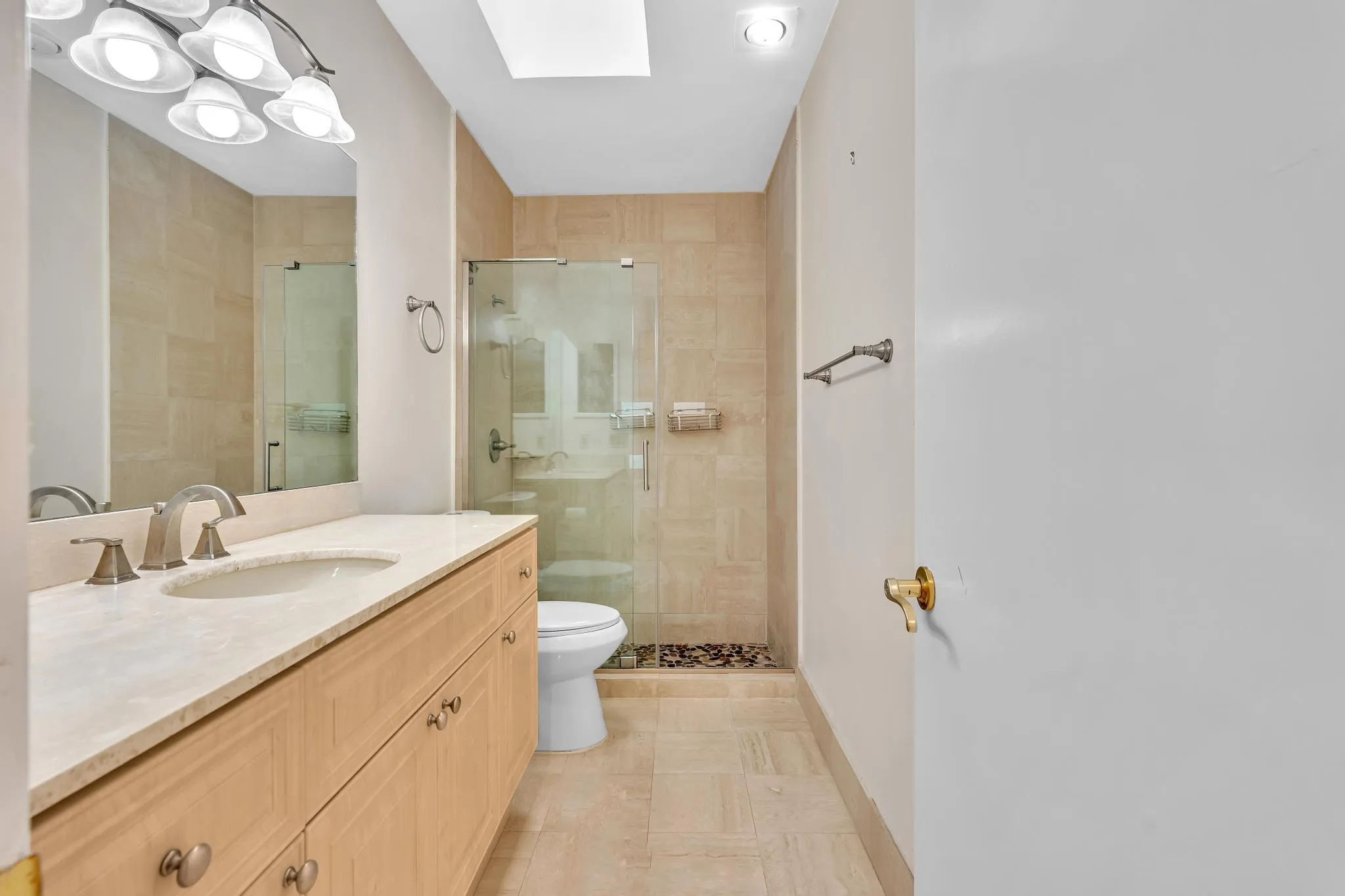 Property photo 38