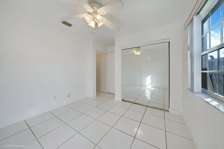 downstairs_guest_bedroom