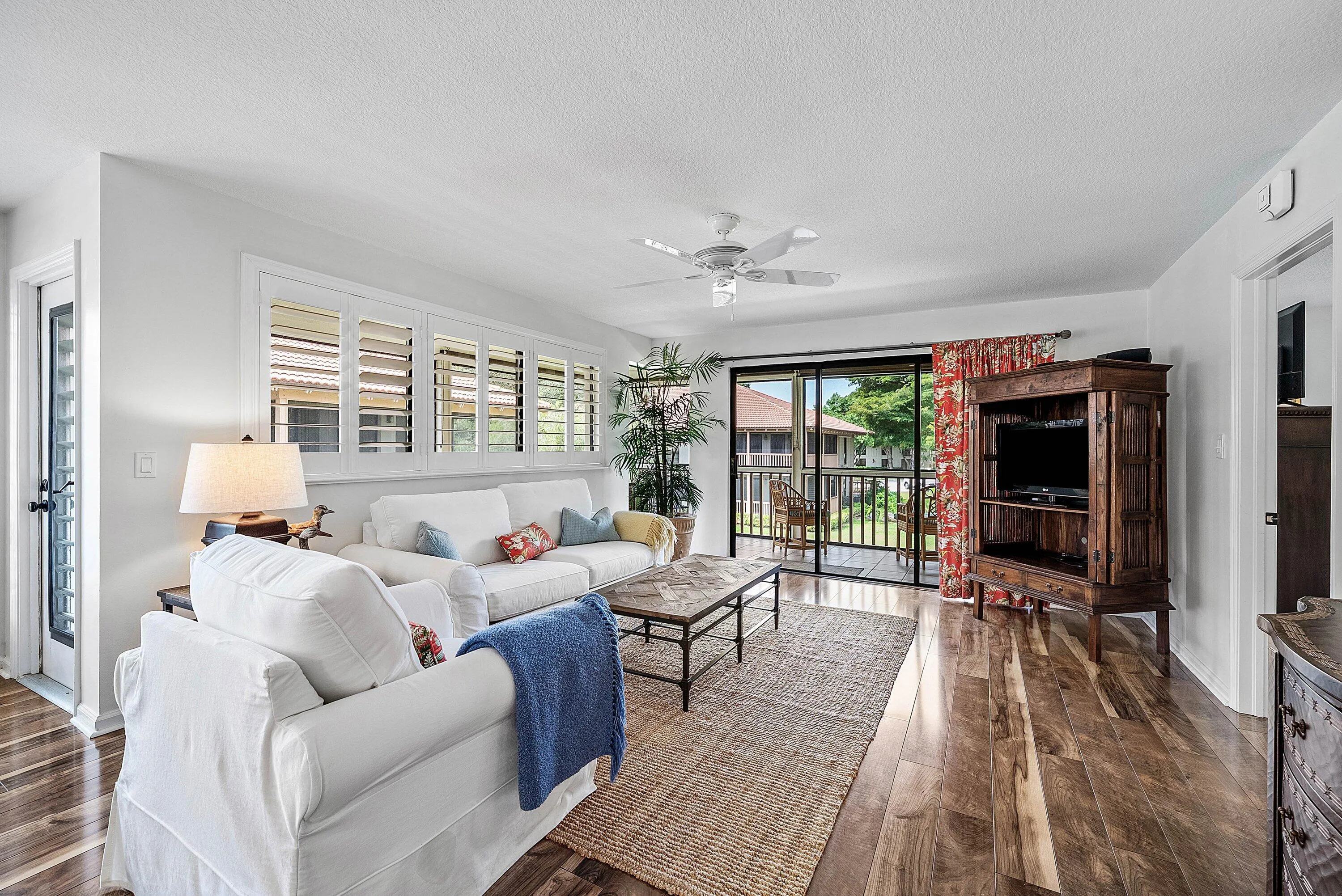 013-523BrackenwoodPlace-PalmBeachGardens