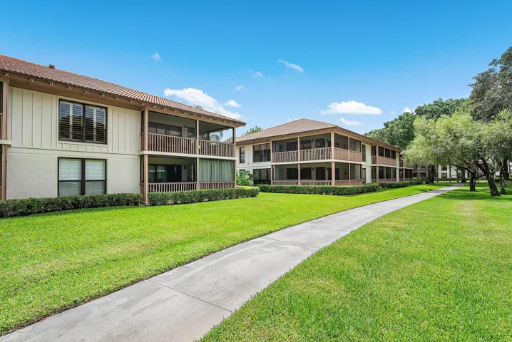 028-523BrackenwoodPlace-PalmBeachGardens