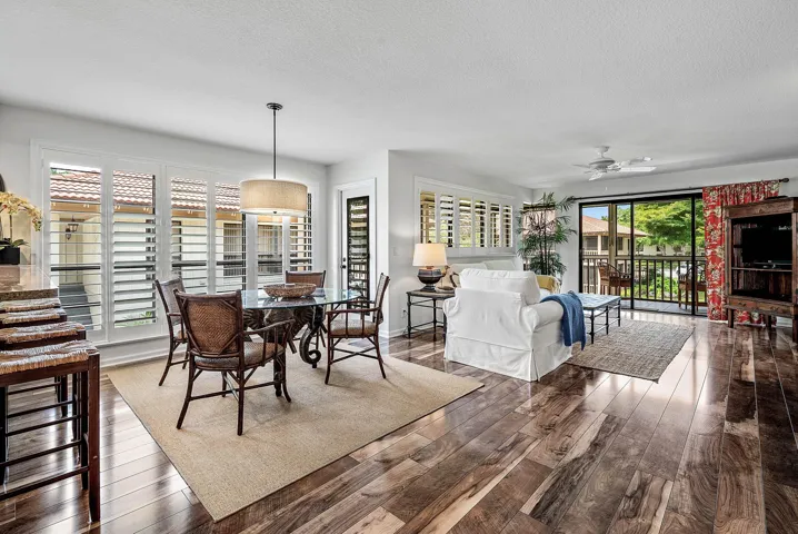 006-523BrackenwoodPlace-PalmBeachGardens