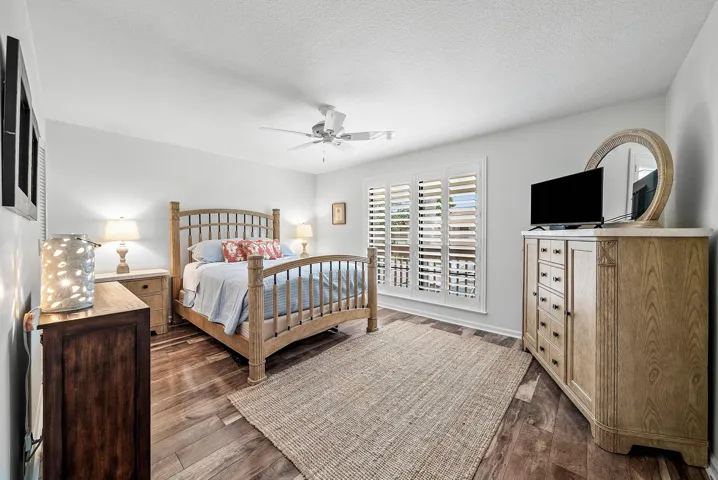 021-523BrackenwoodPlace-PalmBeachGardens