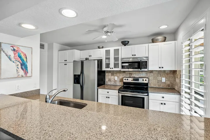 011-523BrackenwoodPlace-PalmBeachGardens