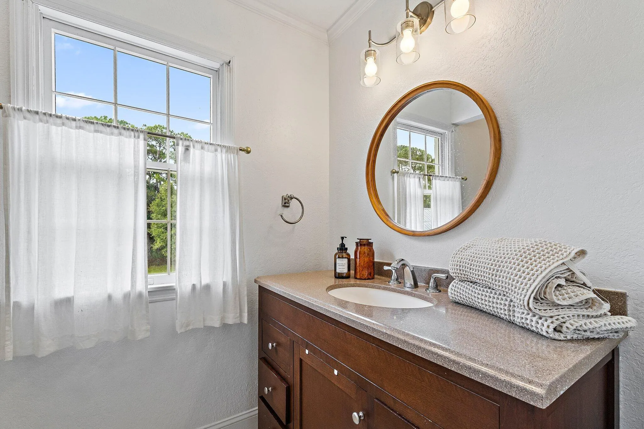 Property photo 50