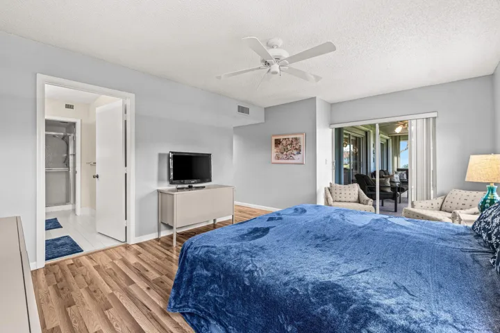 027-7408LakeMeadowWay-101-BoyntonBeach-F