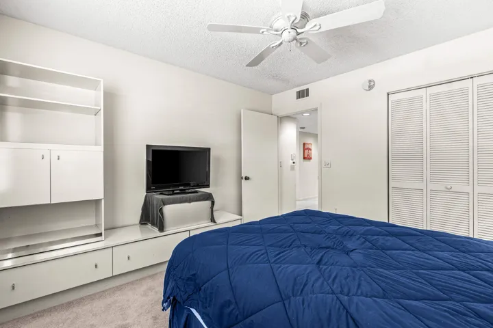 022-7408LakeMeadowWay-101-BoyntonBeach-F