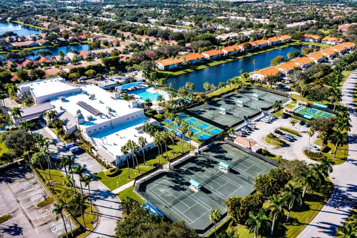 039-7408LakeMeadowWay-101-BoyntonBeach-F