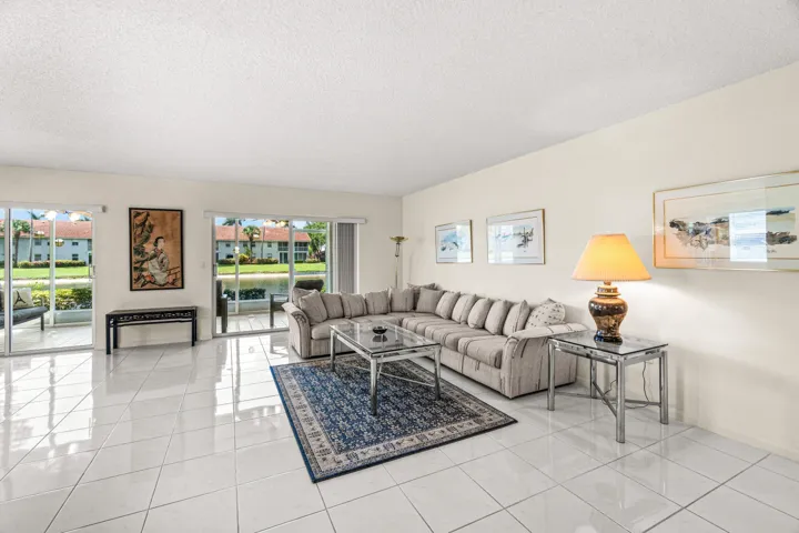 007-7408LakeMeadowWay-101-BoyntonBeach-F