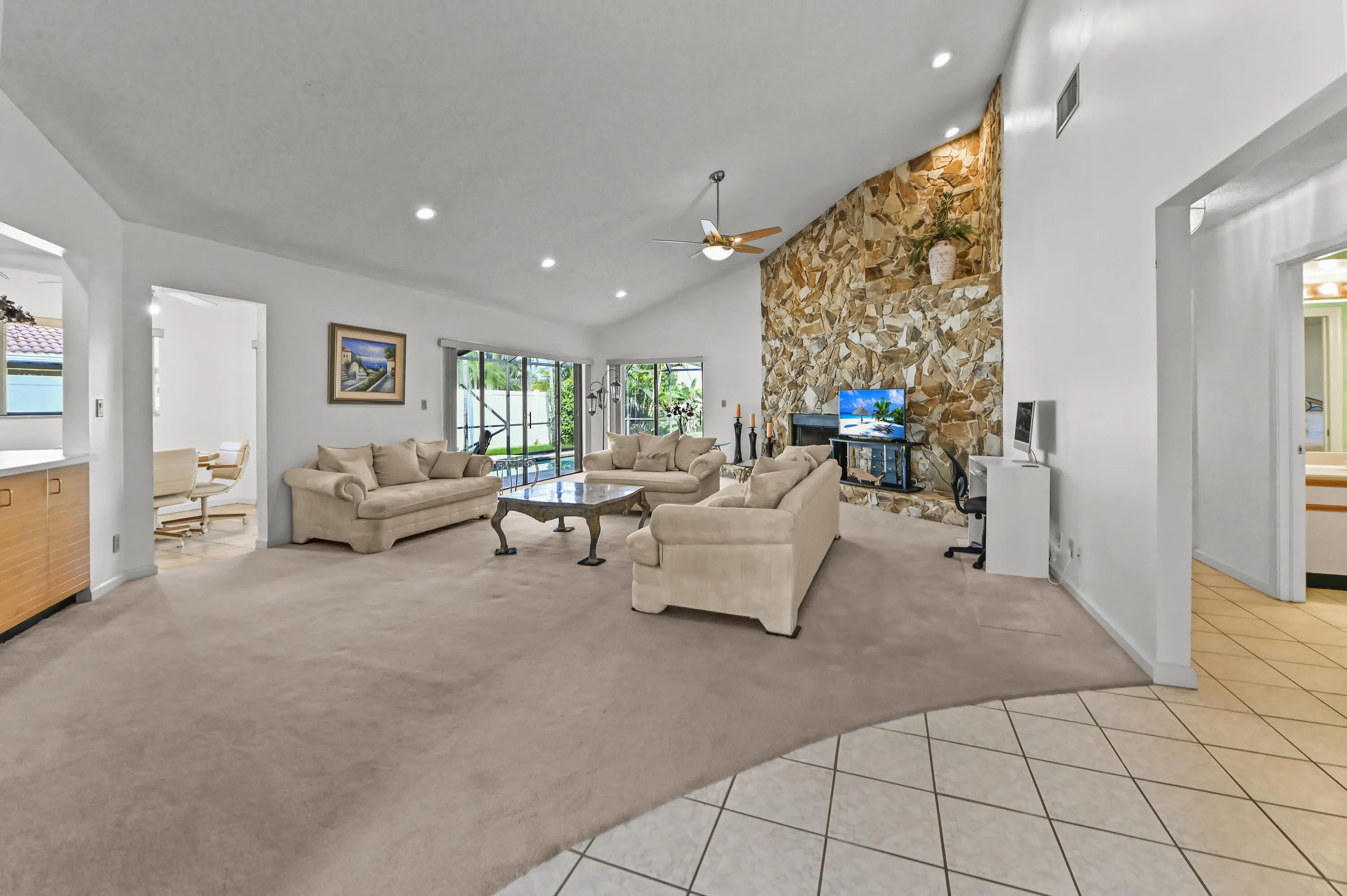 07 Living room 02